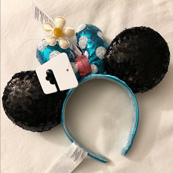 Disney Minnie Mouse Timeless Ear Headband - Picture 2 of 4